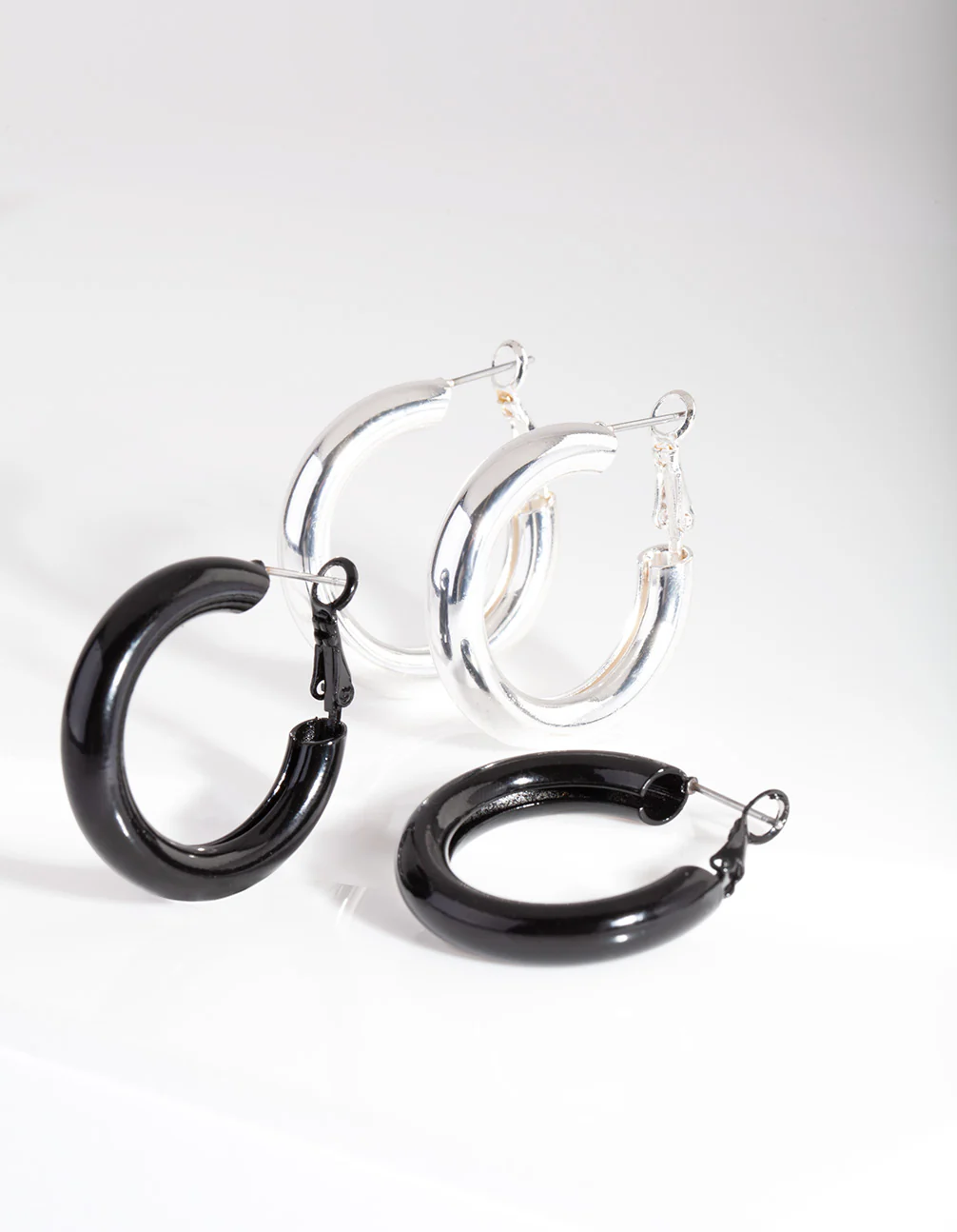 2472-black-silver-hoop-earrings-duo-1.webp Black Silver Hoop Earrings Duo