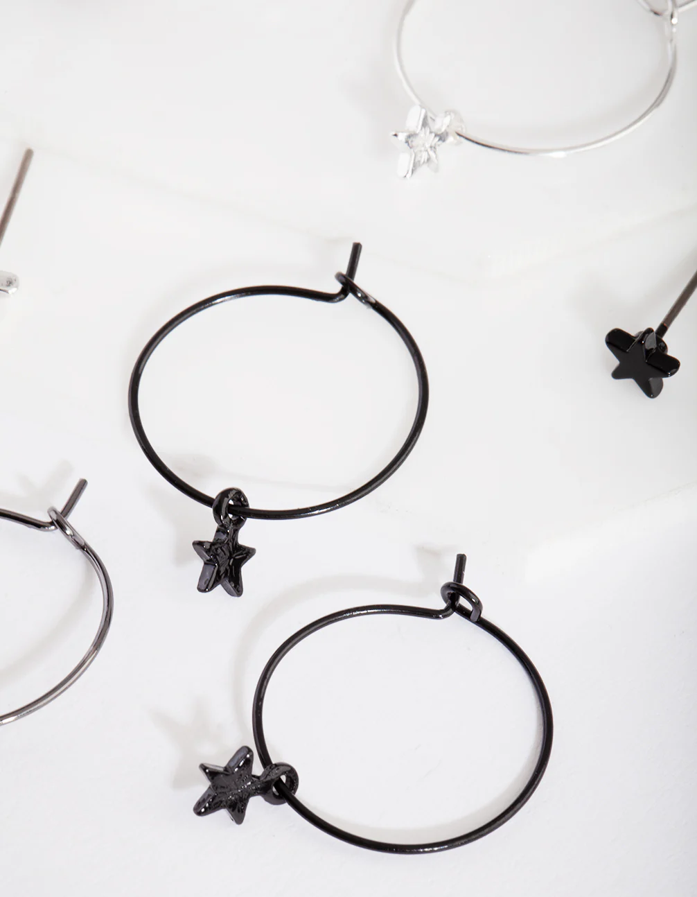 2473-black-silver-star-earring-pack-3.webp Black Silver Star Earring Pack