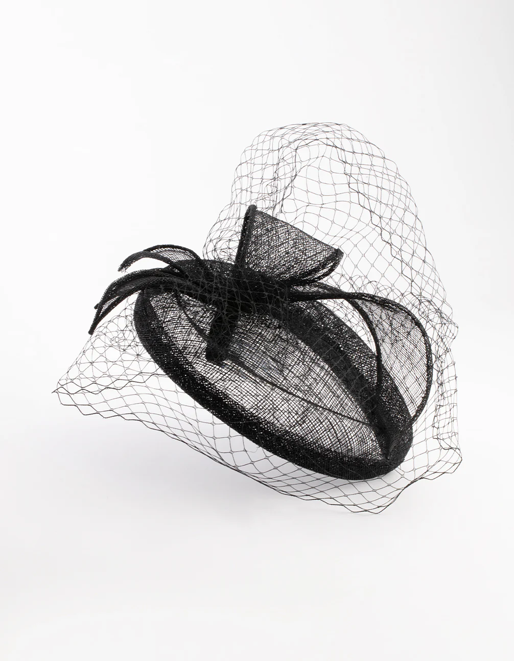 2477-black-sinamay-pillbox-comb-with-netting-detail-4.webp Black Sinamay Pillbox Comb with Netting Detail