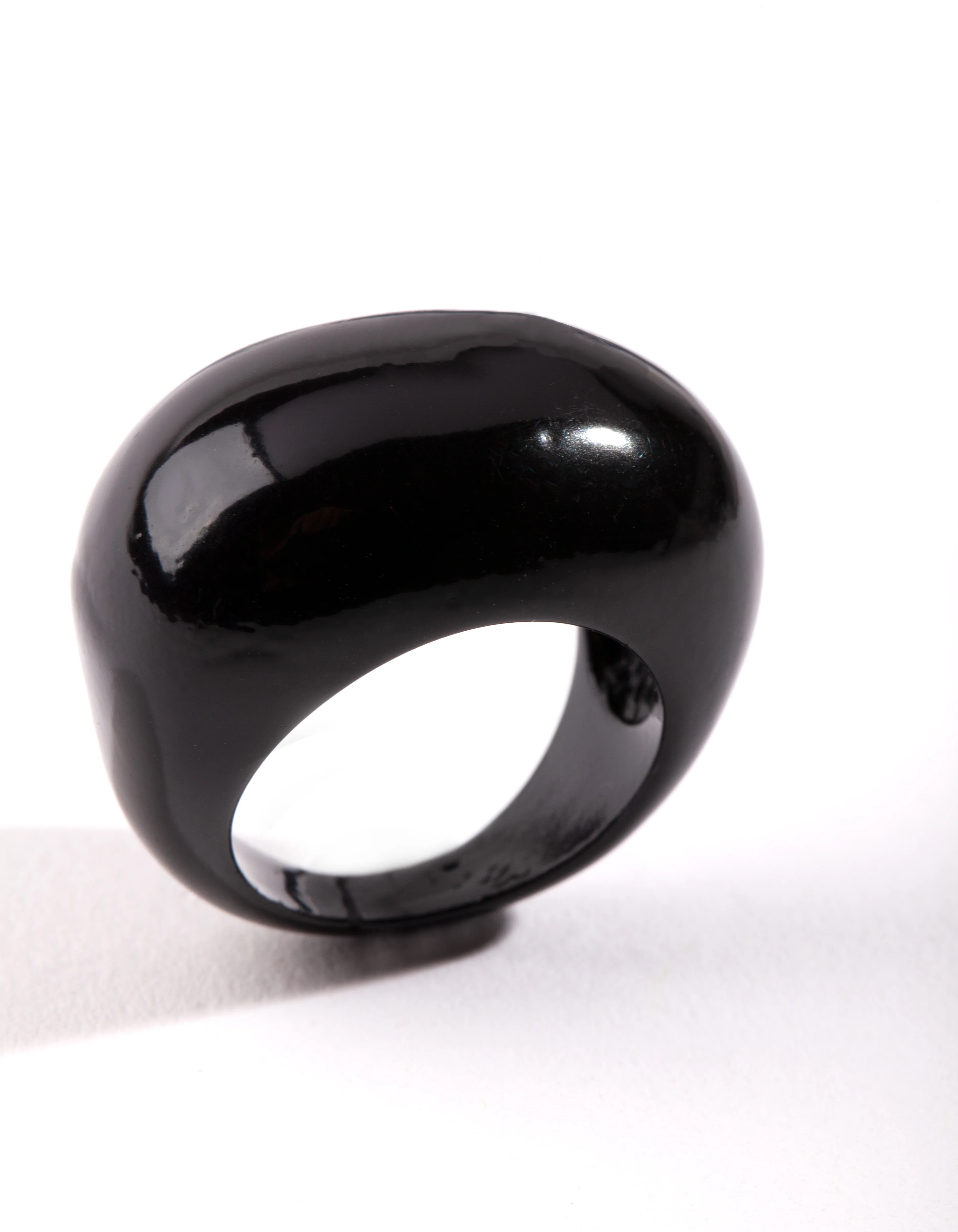 2489-m-l-m-l-variation-2.webp Black Smooth Oval Ring