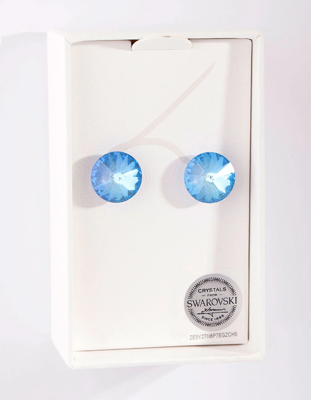 2608-blue-diamond-simulant-stud-earrings-1.webp Blue Diamond Simulant Stud Earrings