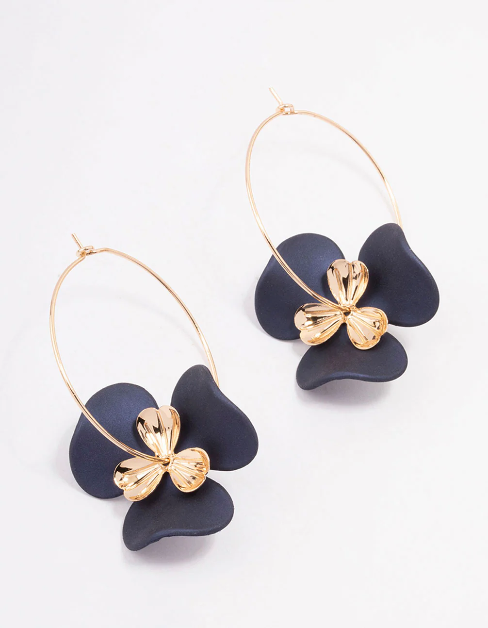 2644-blue-large-flower-wire-hoop-earrings-1.webp Blue Large Flower Wire Hoop Earrings