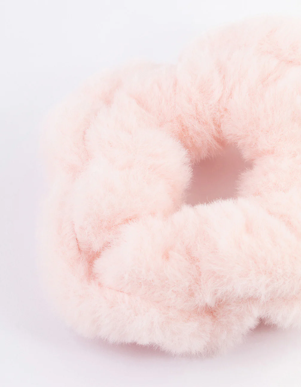 2725-blush-fluffy-hair-scrunchie-3.webp Blush Fluffy Hair Scrunchie