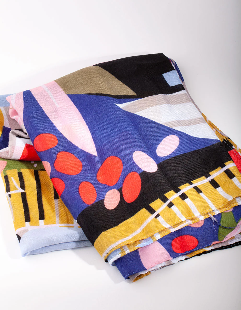 2744-bold-art-print-scarf-3.webp Bold Art Print Scarf