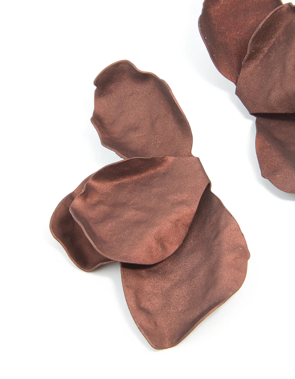 2770-brown-coated-metal-flower-petal-drop-earrings-4.webp Brown Coated Metal Flower Petal Drop Earrings