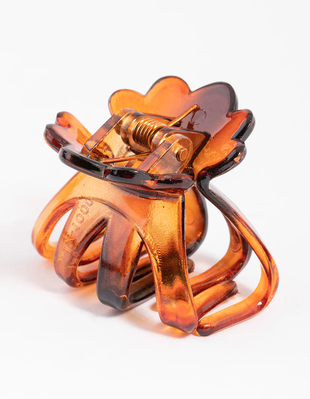 2788-brown-four-prong-scallop-claw-clip-1.webp Brown Four Prong Scallop Claw Clip
