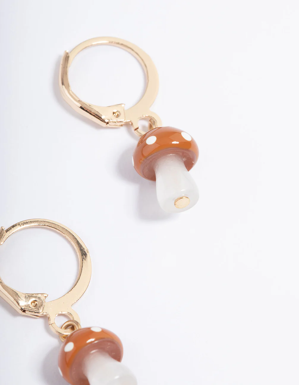 2793-brown-mini-mushroom-huggie-earrings-4.webp Brown Mini Mushroom Huggie Earrings