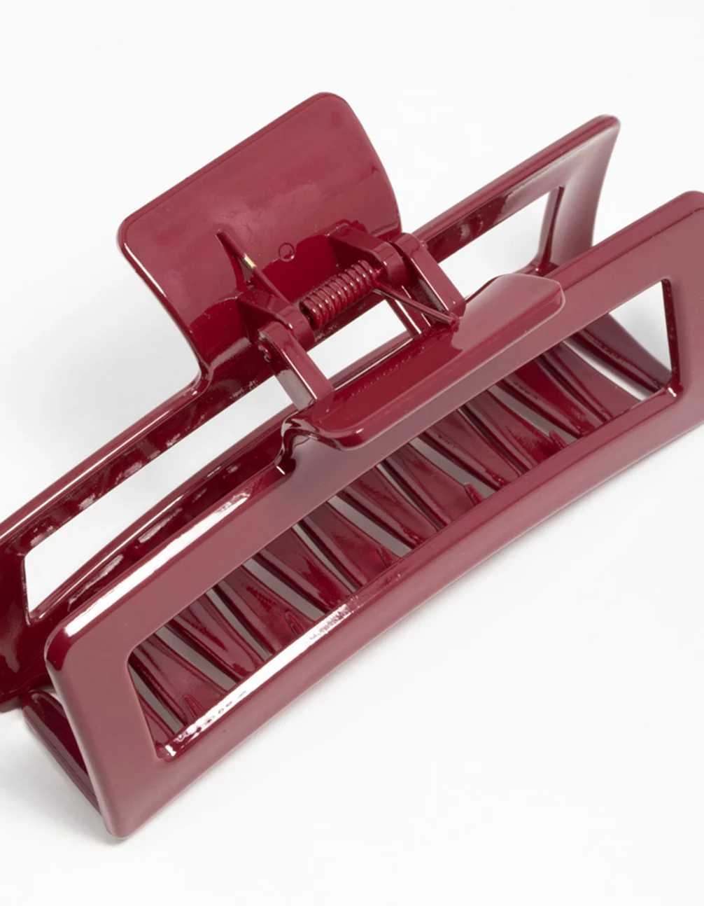 2823-burgundy-shiny-claw-clip-3.webp Burgundy Shiny Claw Clip