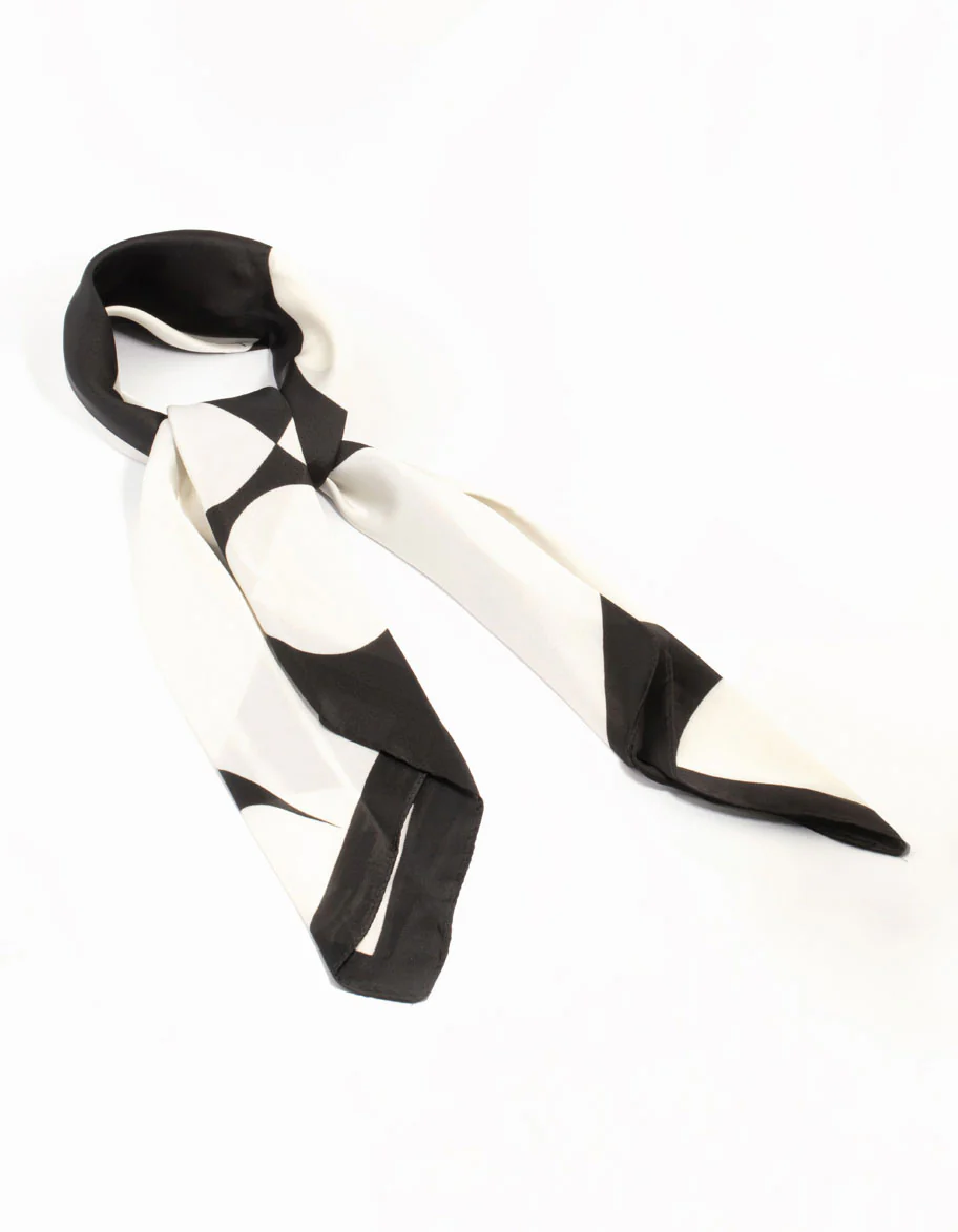2853-classic-black-geometric-fabric-scarf-1.webp Classic Black Geometric Fabric Scarf