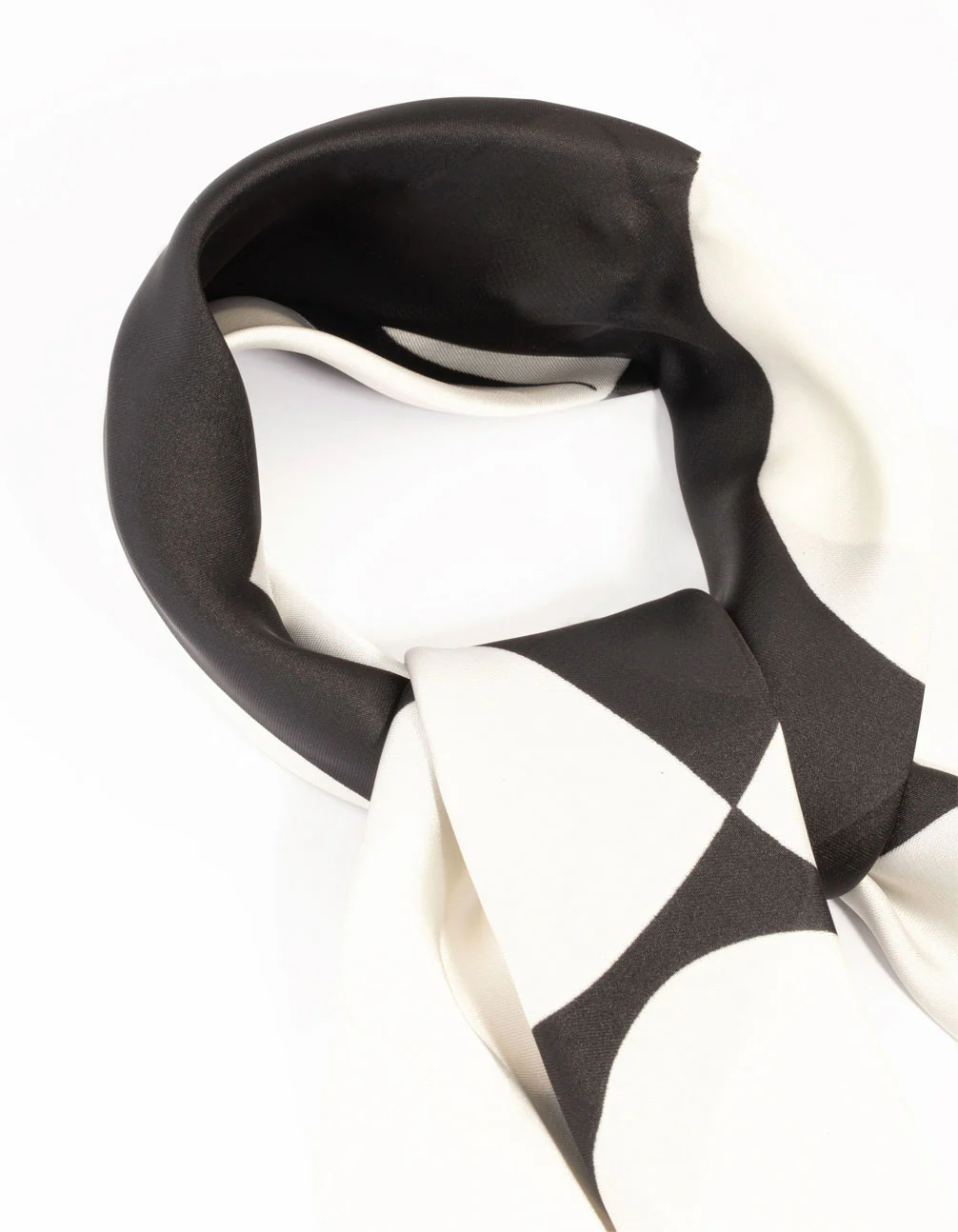 2853-classic-black-geometric-fabric-scarf-2.webp Classic Black Geometric Fabric Scarf