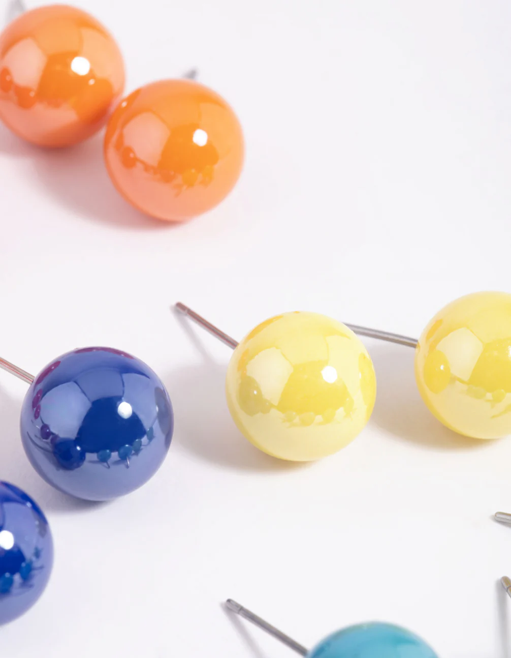 2950-colourful-ball-stud-earring-8-pack-4.webp Colourful Ball Stud Earring 8-Pack