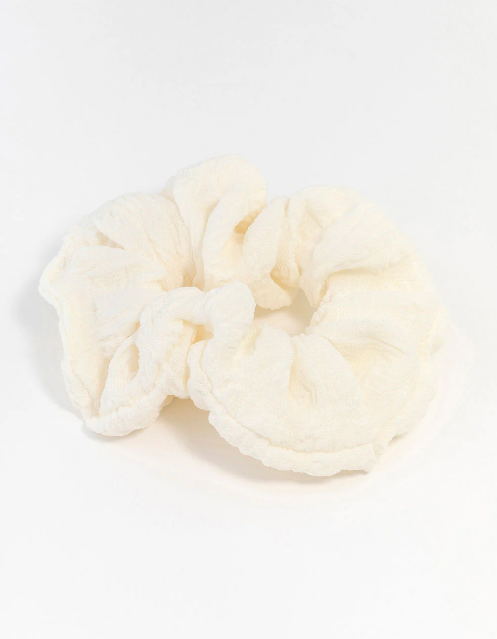 2979-cream-fabric-seersucker-scrunchie-1.webp Cream Fabric Seersucker Scrunchie