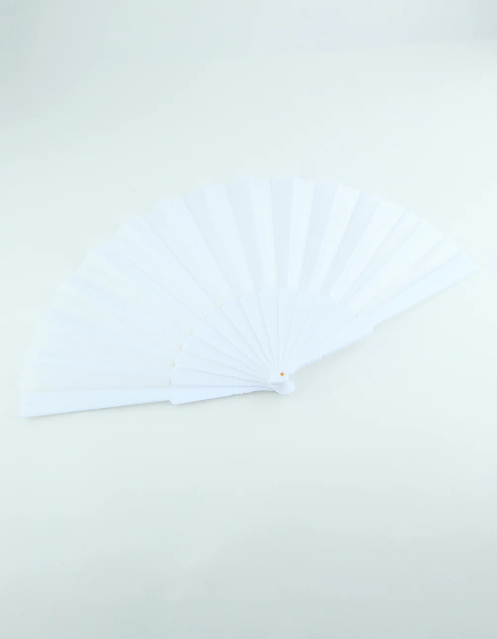2985-cream-folding-fan-1.webp Cream Folding Fan