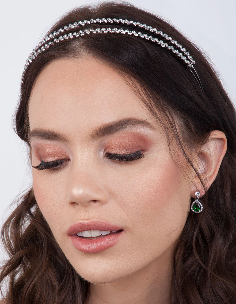 3009-crystal-gunmetal-double-banded-headband-2.webp Crystal Gunmetal Double Banded Headband