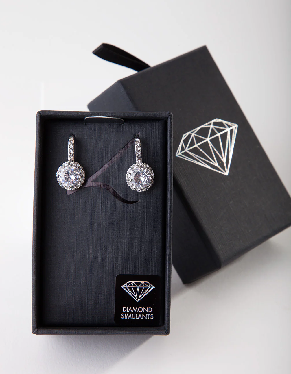 3013-cubic-zircona-round-fancy-drop-earrings-1.webp Cubic Zircona Round Fancy Drop Earrings