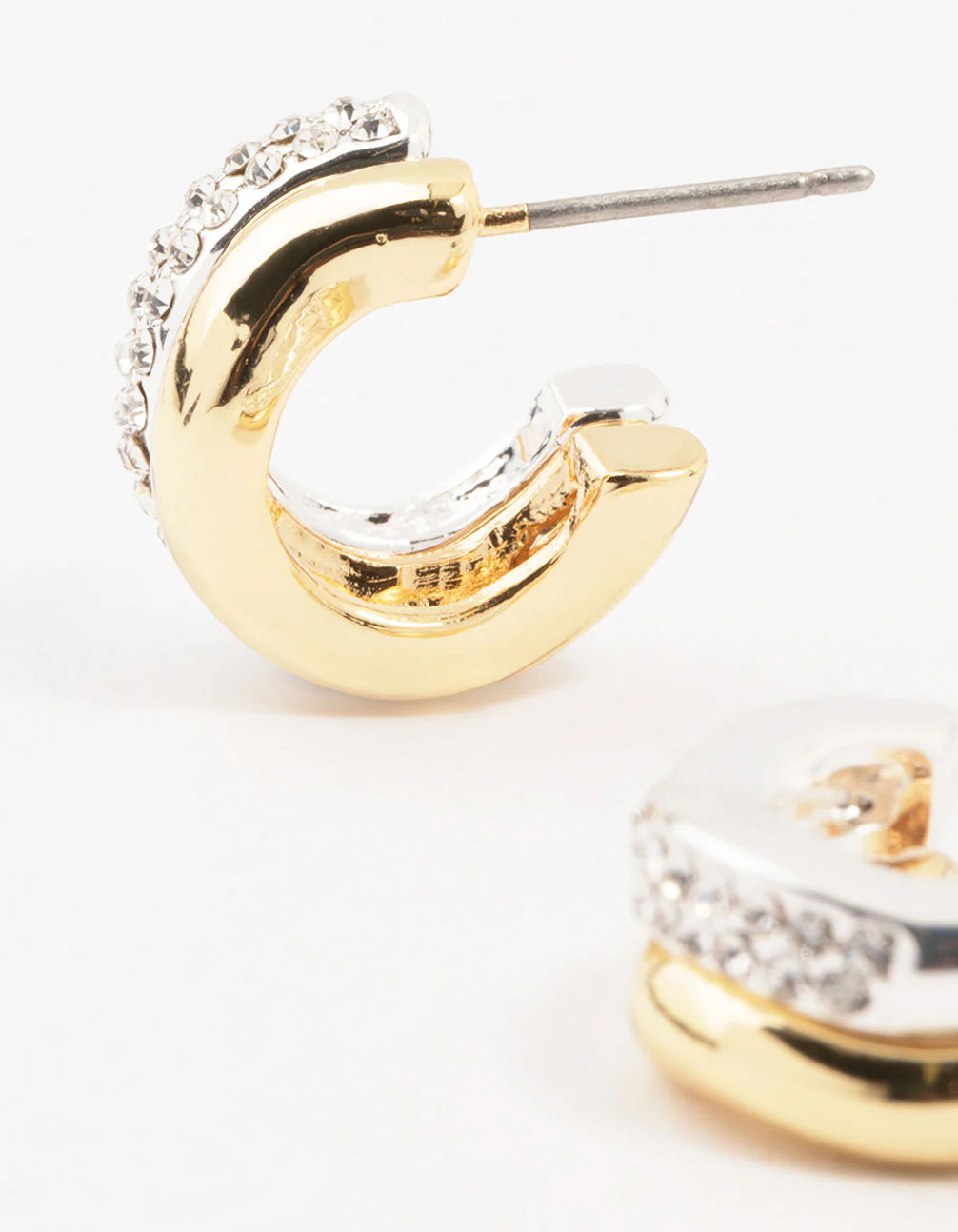 3014-cubic-zirconia-clean-wave-hoop-earrings-2.webp Cubic Zirconia & Clean Wave Hoop Earrings