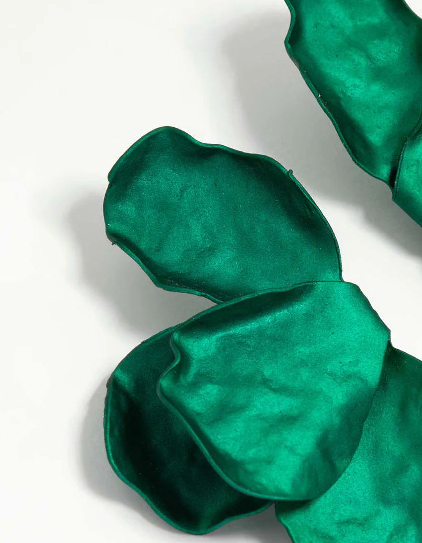 3070-dark-green-coated-metal-flower-petal-drop-earrings-4.webp Dark Green Coated Metal Flower Petal Drop Earrings