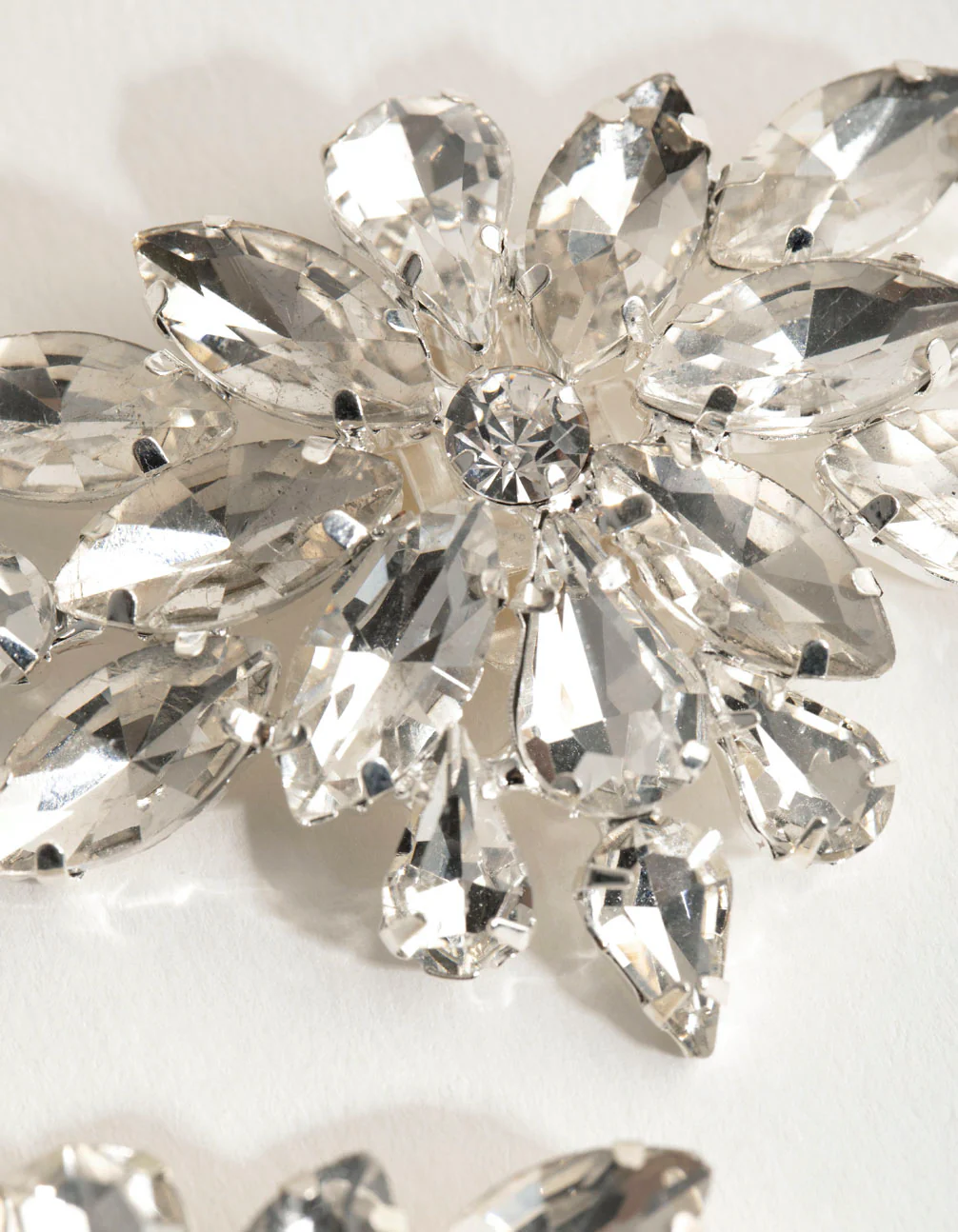 3086-diamante-brooch-shoe-clip-3.webp Diamante Brooch Shoe Clip