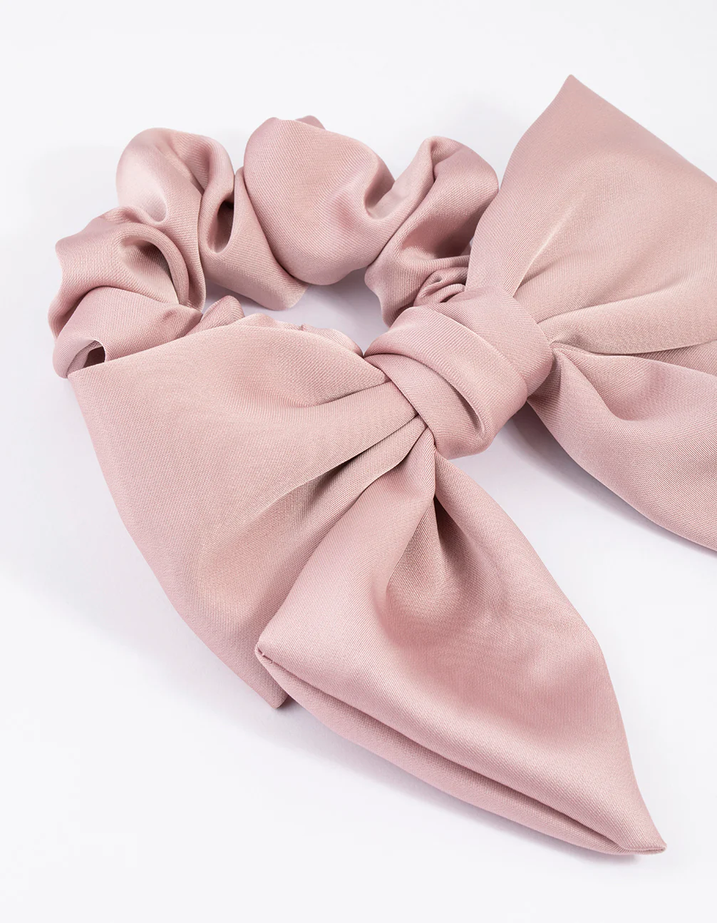 3242-fabric-relaxed-medium-satin-bow-scrunchie-2.webp Fabric Relaxed Medium Satin Bow Scrunchie