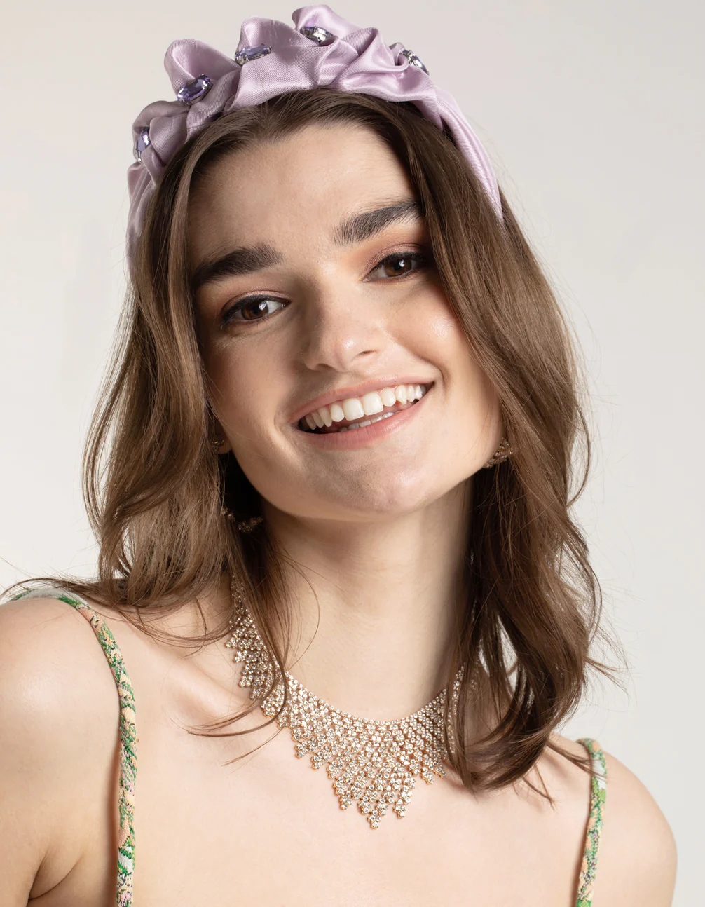 3245-fabric-scrunch-detail-diamante-headband-3.webp Fabric Scrunch Detail Diamante Headband