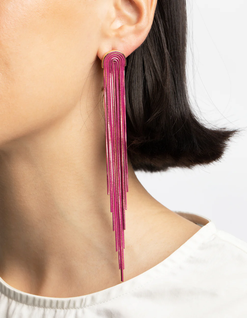 3324-fuchsia-waterfall-chain-drop-earrings-2.webp Fuchsia Waterfall Chain Drop Earrings