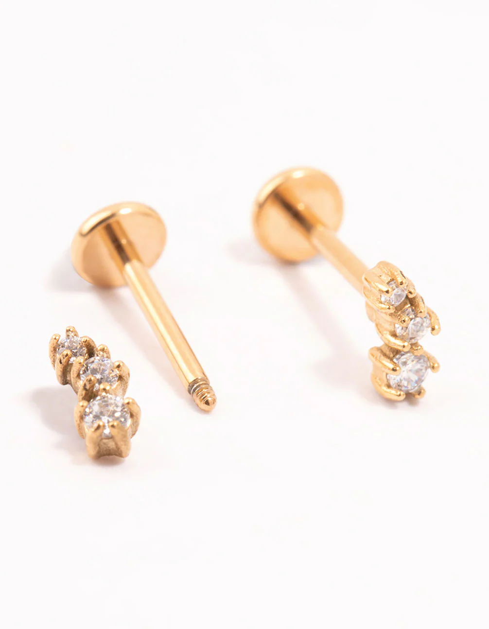 475-gold-plated-surgical-steel-trio-cubic-zirconia-flat-backs-2.webp Gold Plated Surgical Steel Trio Cubic Zirconia Flat Backs