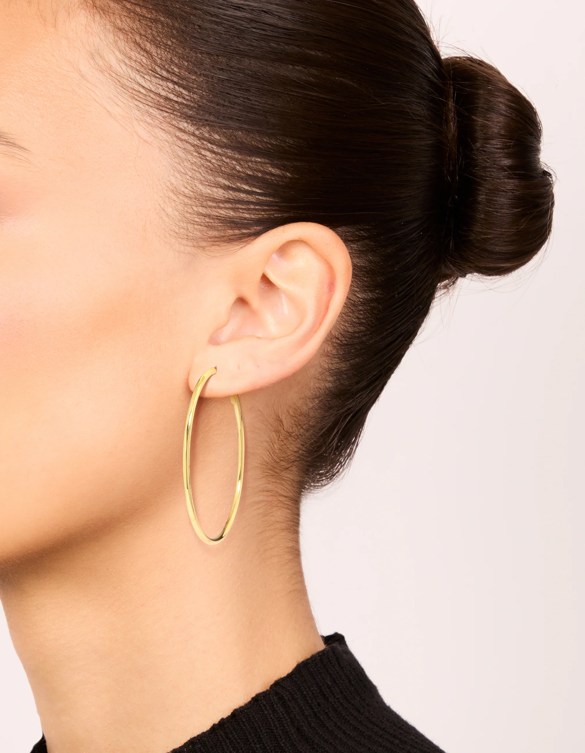 478-gold-plated-thin-hoop-earrings-1.webp Gold Plated Thin Hoop Earrings