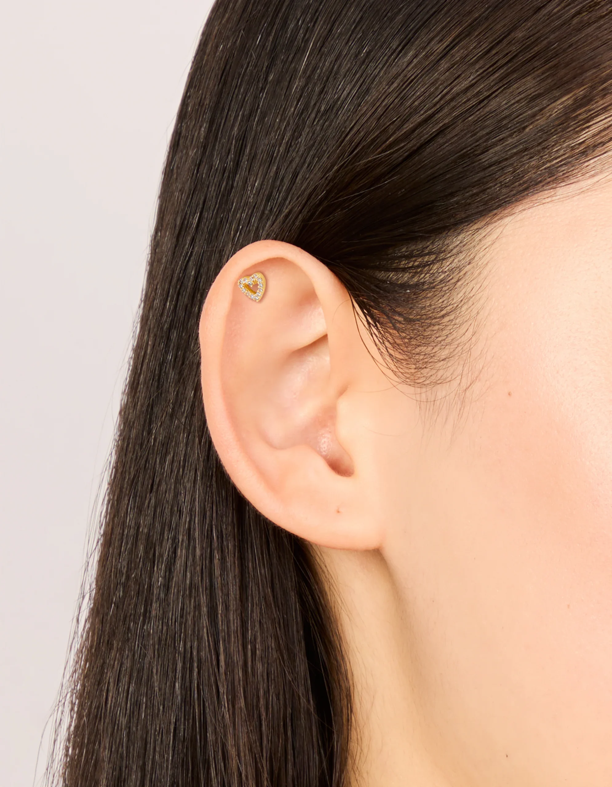 484-gold-plated-titanium-cubic-zirconia-open-heart-flat-back-studs-1.webp Gold Plated Titanium Cubic Zirconia Open Heart Flat Back Studs