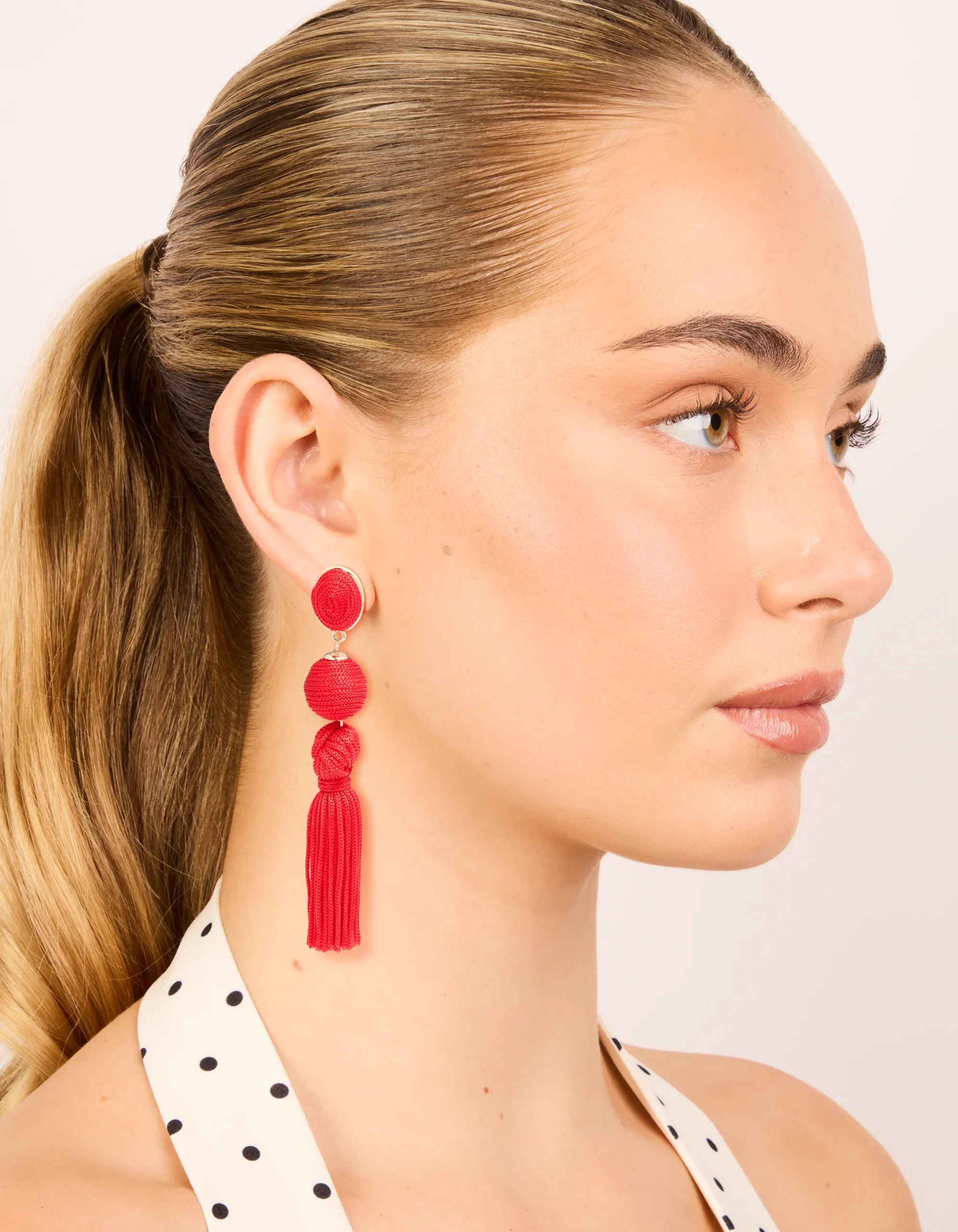 571-red-fabric-tassel-drop-earrings-3.webp Red Fabric Tassel Drop Earrings