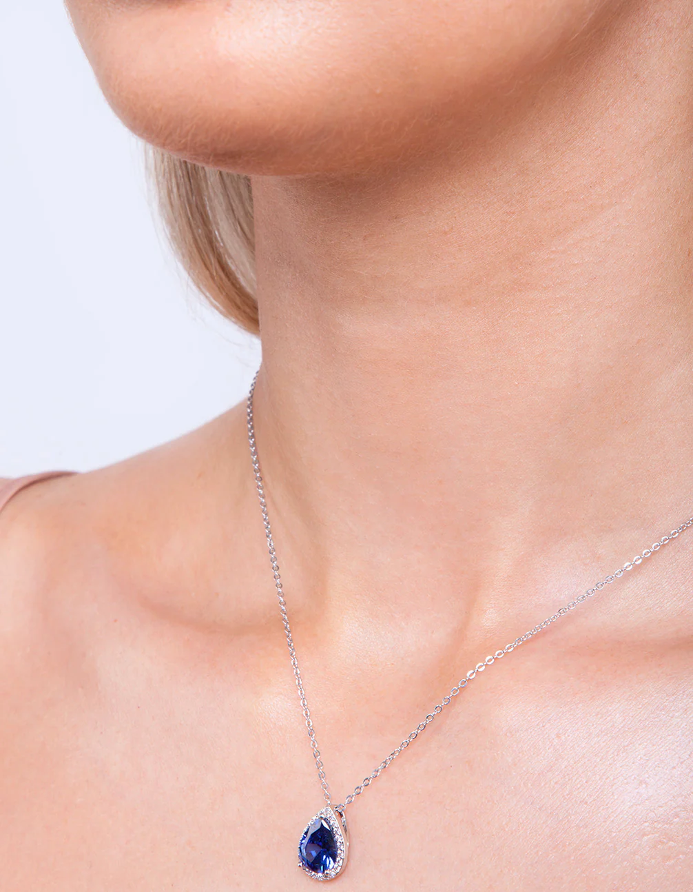 591-sapphire-teardrop-earrings-necklace-set-3.webp Sapphire Teardrop Earrings Necklace Set