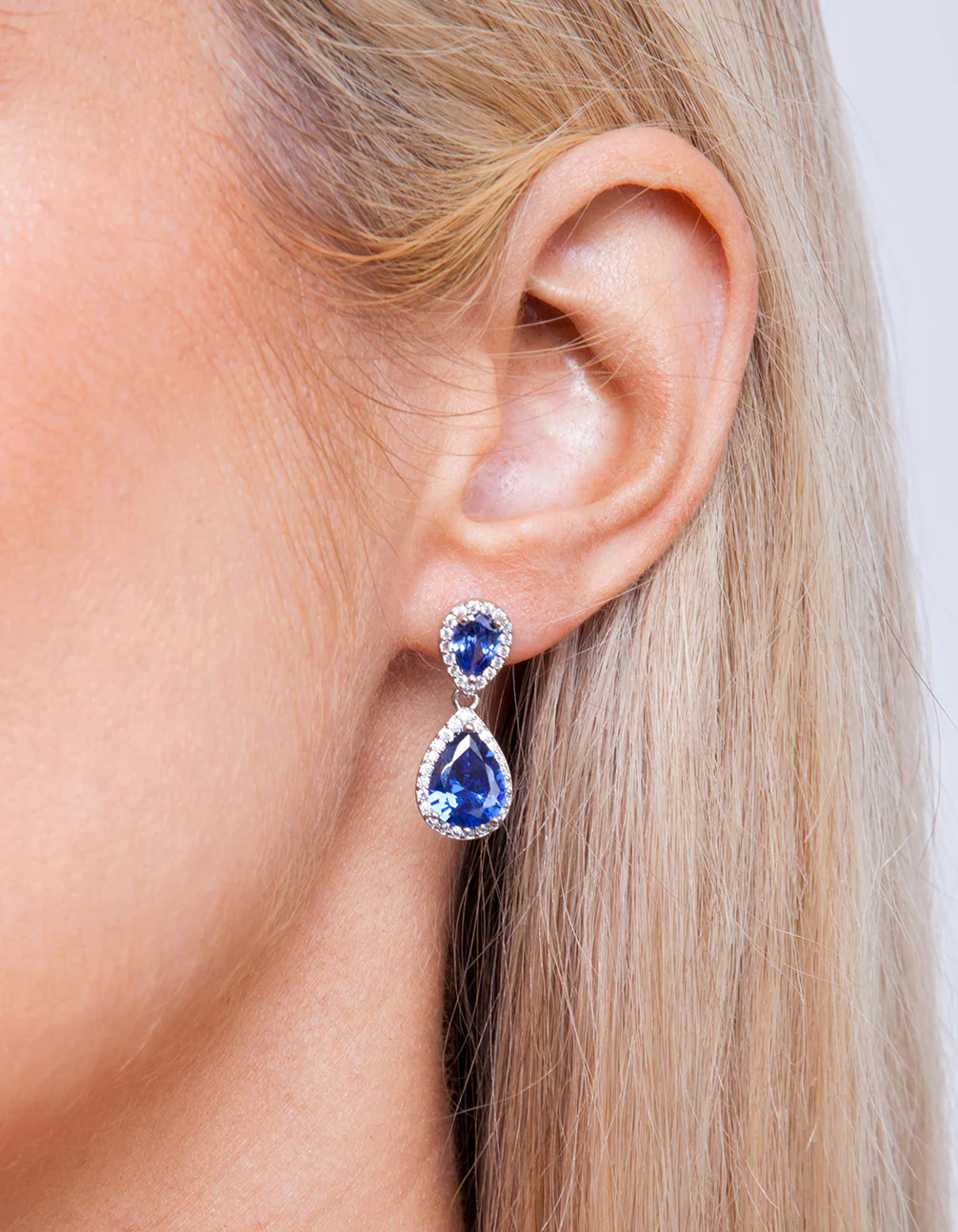 591-sapphire-teardrop-earrings-necklace-set-4.webp Sapphire Teardrop Earrings Necklace Set