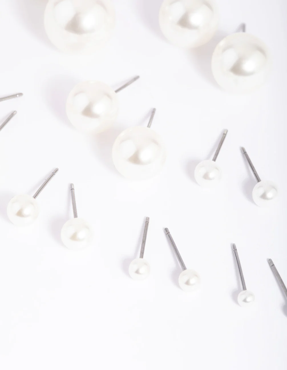 650-silver-pearl-stud-8-pack-3.webp Silver Pearl Stud 8-Pack
