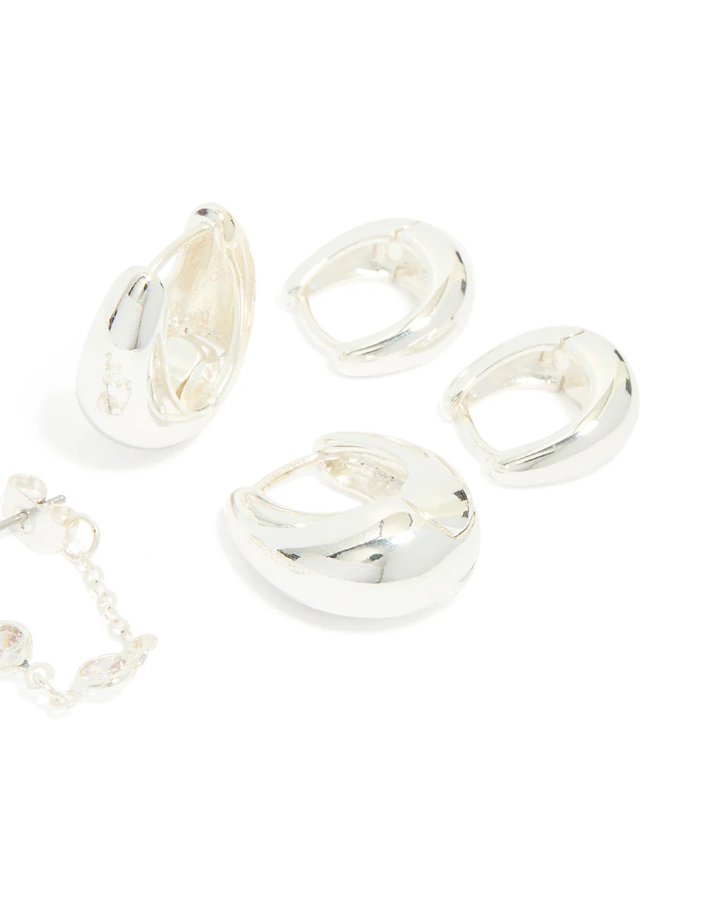 653-silver-plated-chain-huggie-earrings-4-pack-3.webp Silver Plated Chain & Huggie Earrings 4-Pack