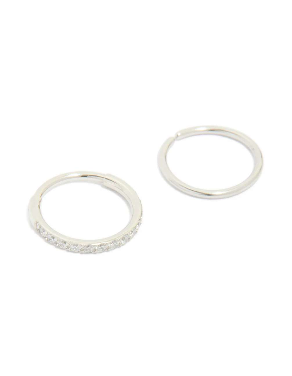 698-surgical-steel-cubic-zirconia-hinged-plain-nose-rings-2-pack-2.webp Surgical Steel Cubic Zirconia Hinged & Plain Nose Rings 2-Pack