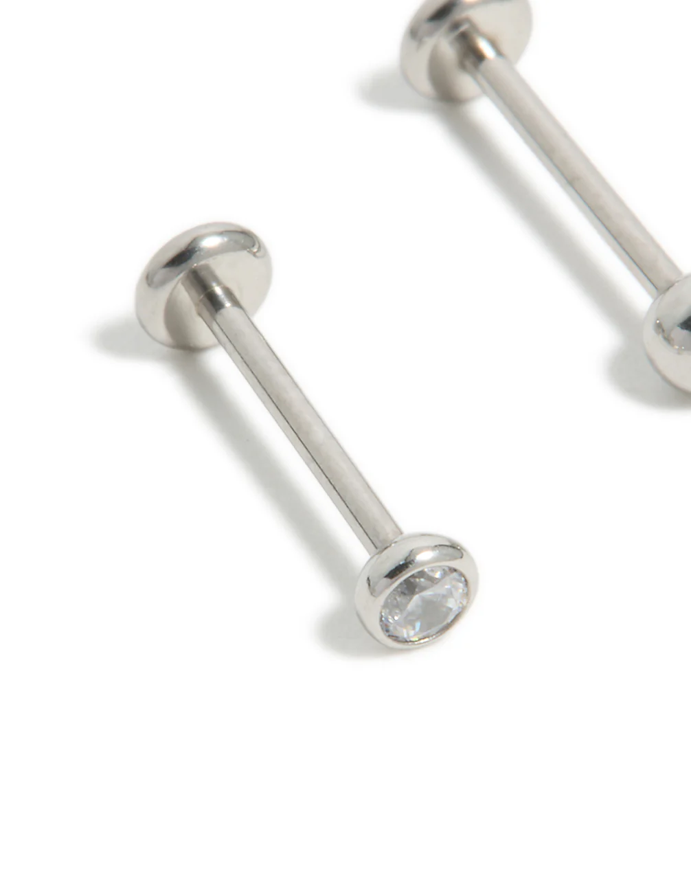 707-titanium-bezel-cubic-zirconia-threadless-flat-back-nose-studs-4.webp Titanium Bezel Cubic Zirconia Threadless Flat Back Nose Studs