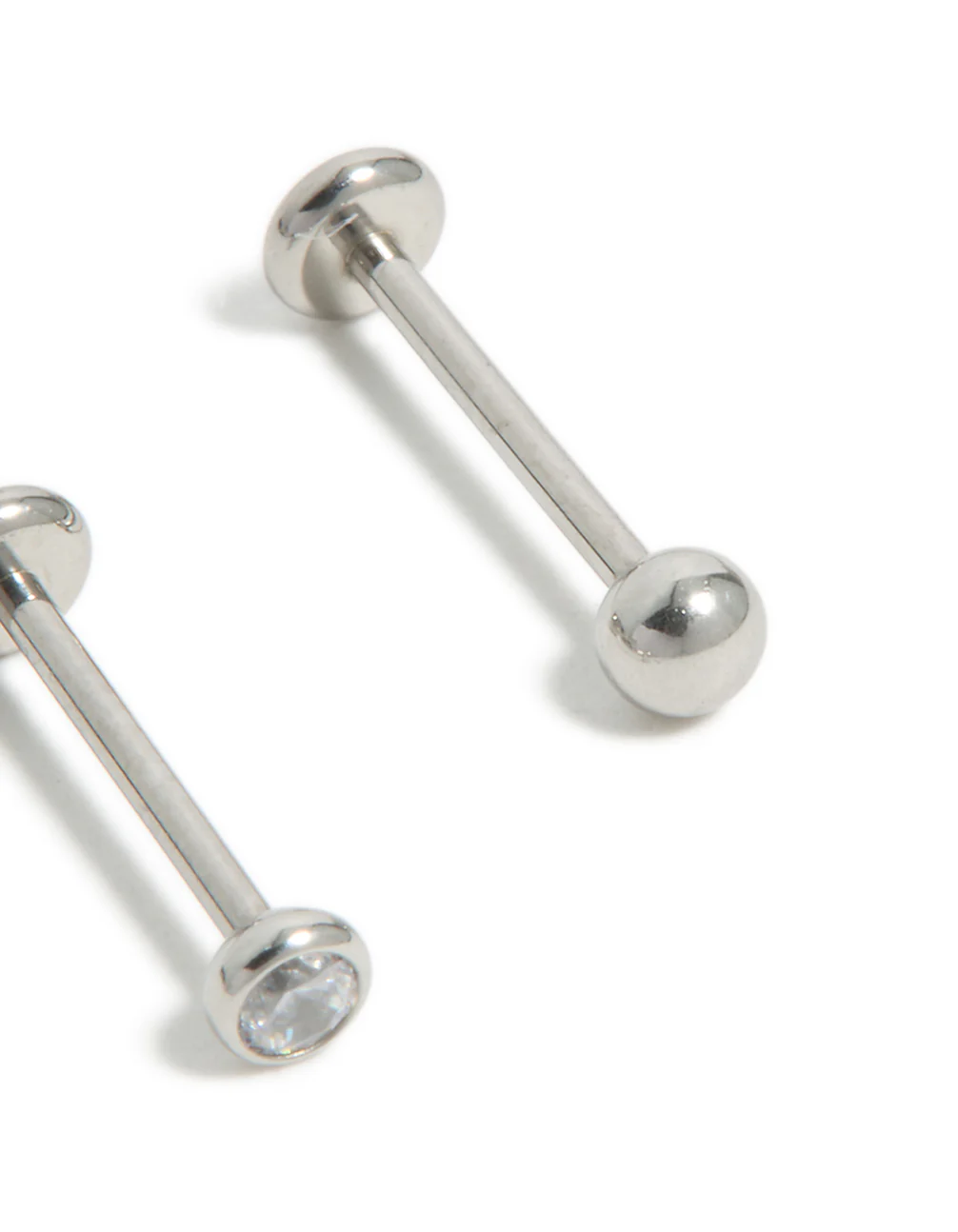 707-titanium-bezel-cubic-zirconia-threadless-flat-back-nose-studs-5.webp Titanium Bezel Cubic Zirconia Threadless Flat Back Nose Studs