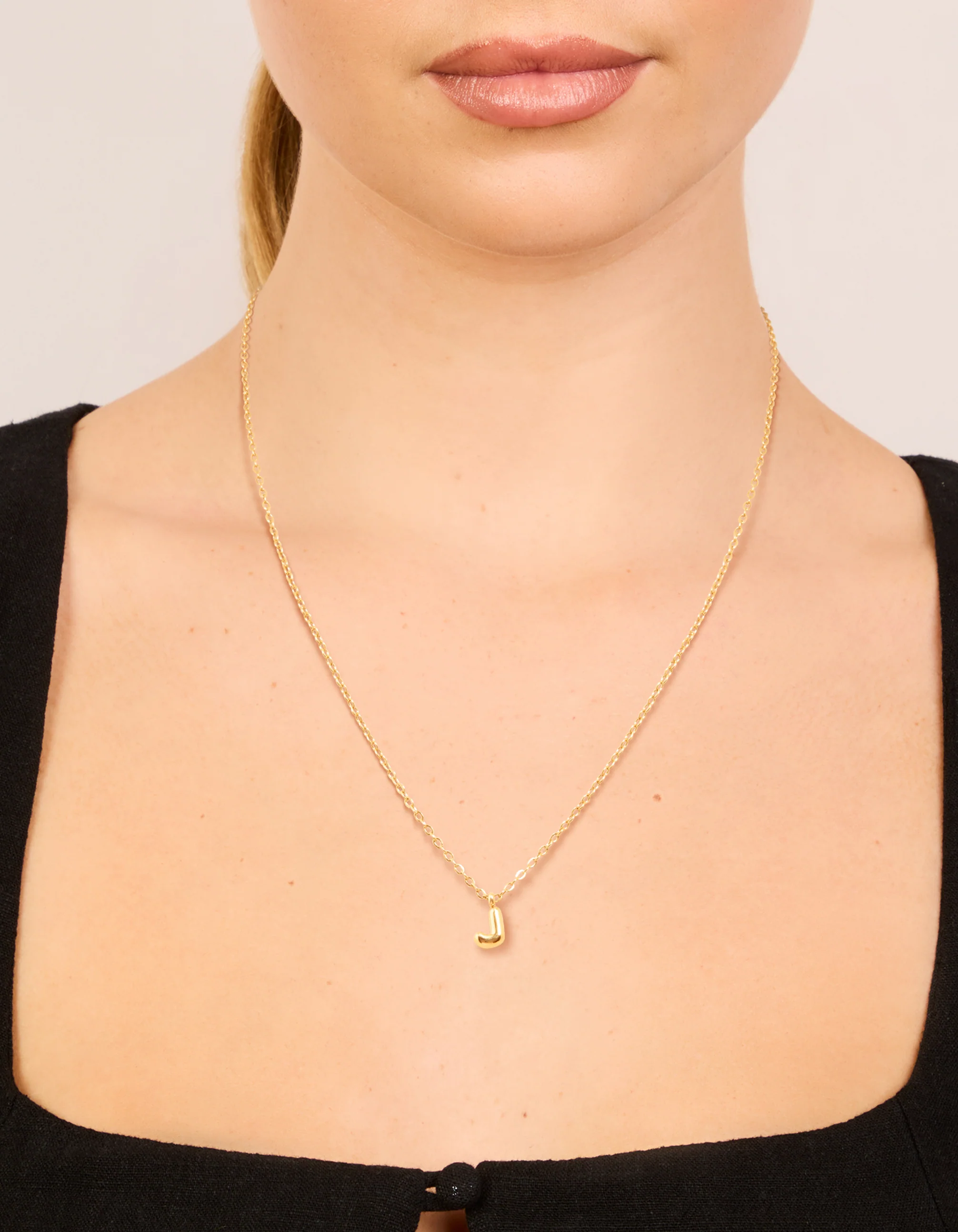 71-waterproof-gold-plated-stainless-steel-mini-bubble-letter-j-necklace-2.webp Waterproof Gold Plated Stainless Steel Mini Bubble Letter J Necklace