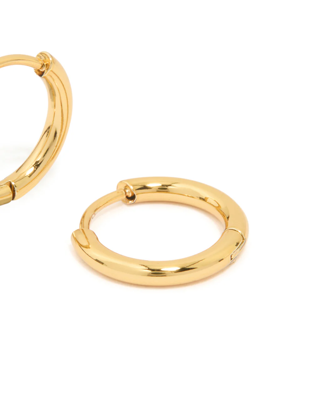 721-waterproof-gold-plated-stainless-steel-core-clicker-earrings-14-mm-5.webp Waterproof Gold Plated Stainless Steel Core Clicker Earrings 14 MM