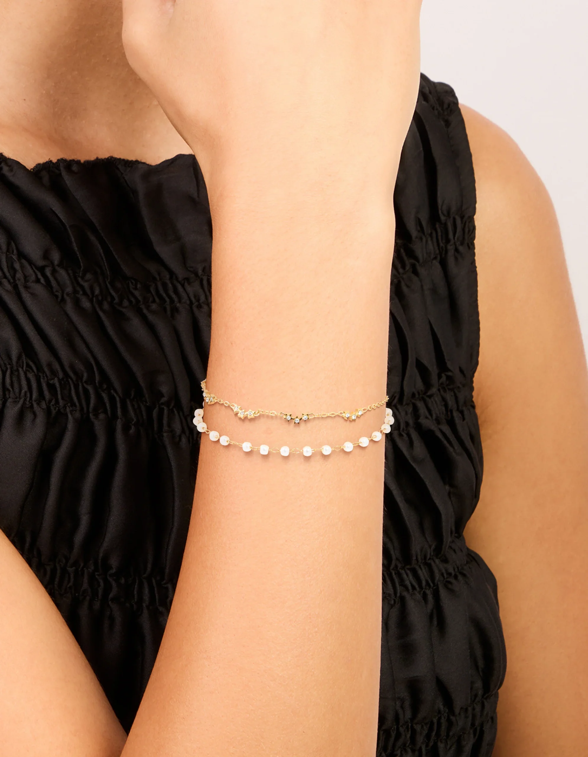 75-waterproof-gold-plated-stainless-steel-pearl-cubic-zirconia-bracelet-2.webp Waterproof Gold Plated Stainless Steel Pearl & Cubic Zirconia Bracelet