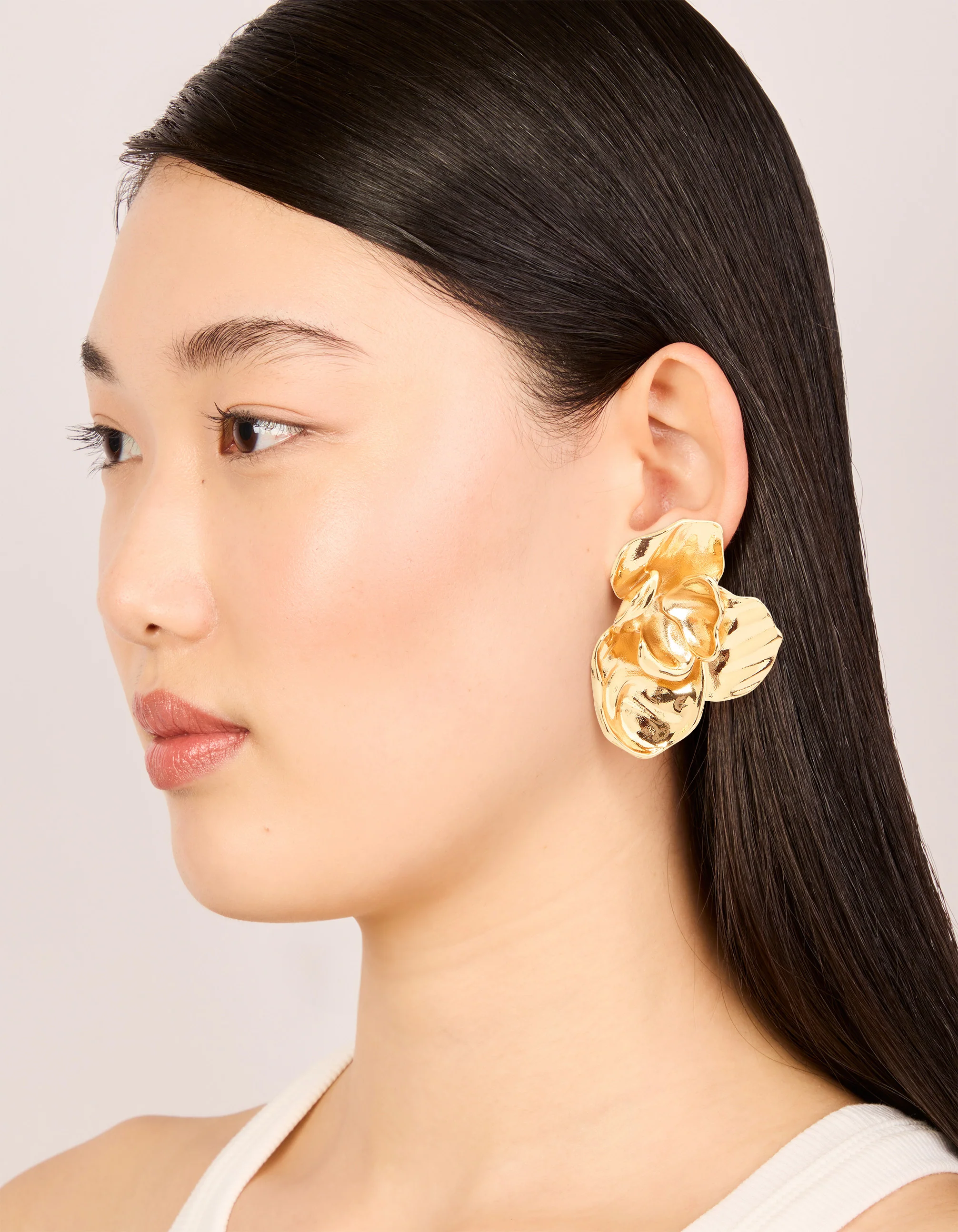 762-waterproof-gold-plated-stainless-steel-twisted-textured-stud-earrings-3.webp Waterproof Gold Plated Stainless Steel Twisted Textured Stud Earrings