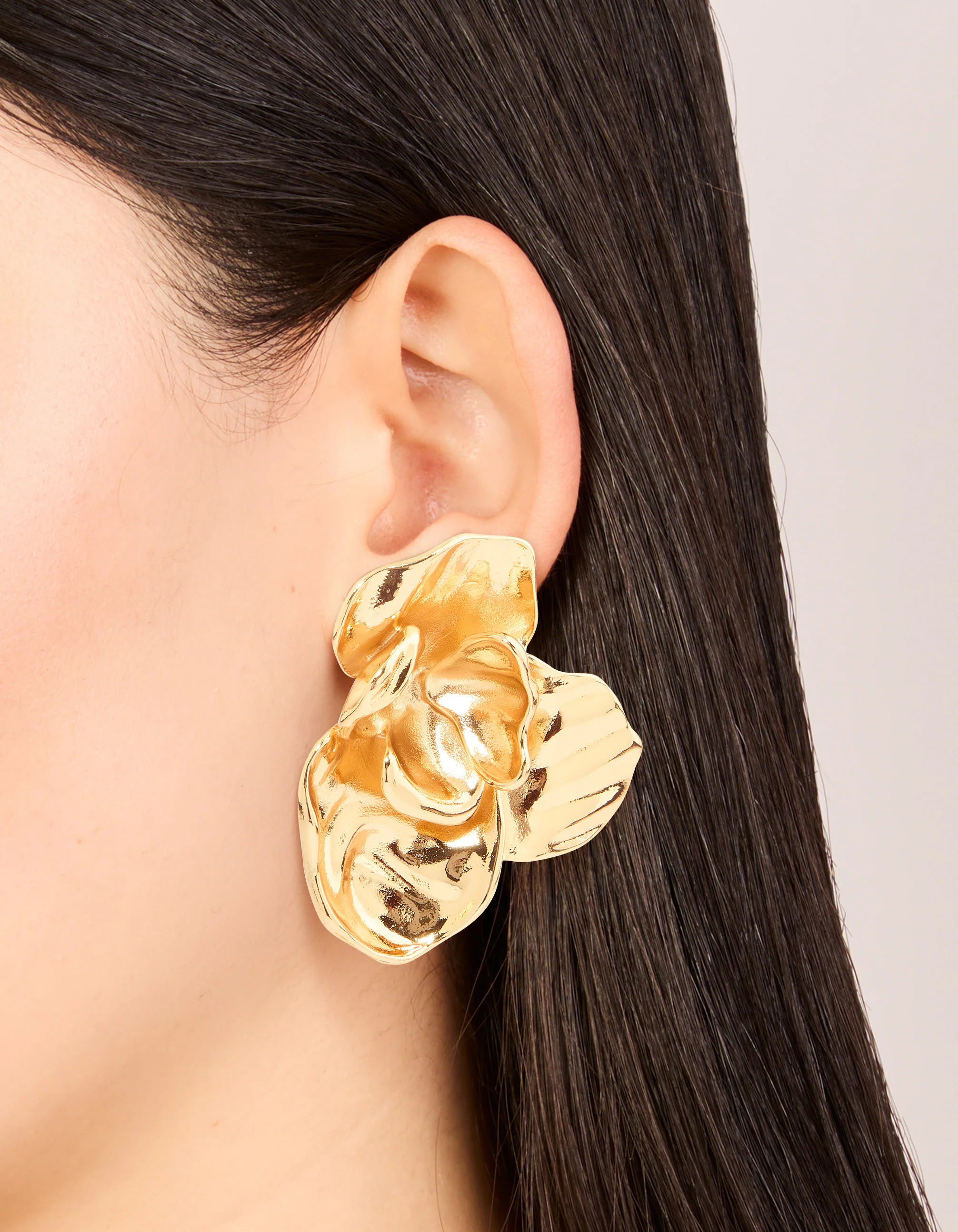 762-waterproof-gold-plated-stainless-steel-twisted-textured-stud-earrings-6.webp Waterproof Gold Plated Stainless Steel Twisted Textured Stud Earrings