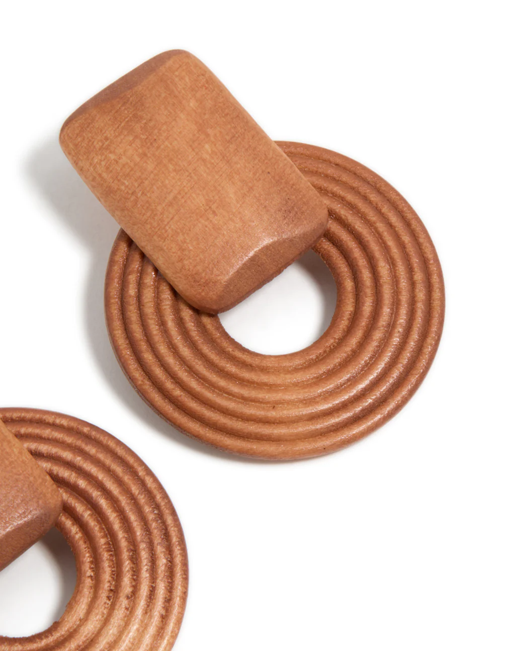 766-wooden-textured-circle-drop-earrings-5.webp Wooden Textured Circle Drop Earrings