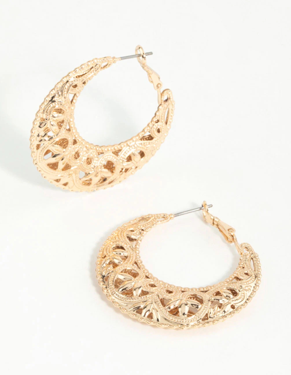 896-gold-filigree-crescent-hoop-earrings-2.webp Gold Filigree Crescent Hoop Earrings